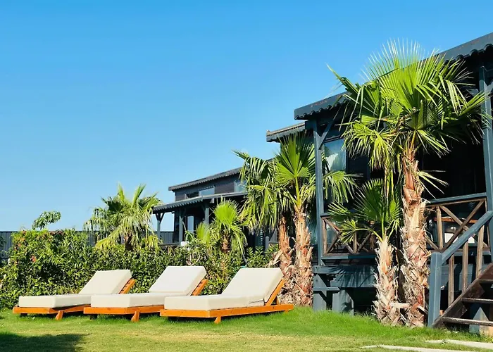 Flu Alacati Tiny House Hotel *